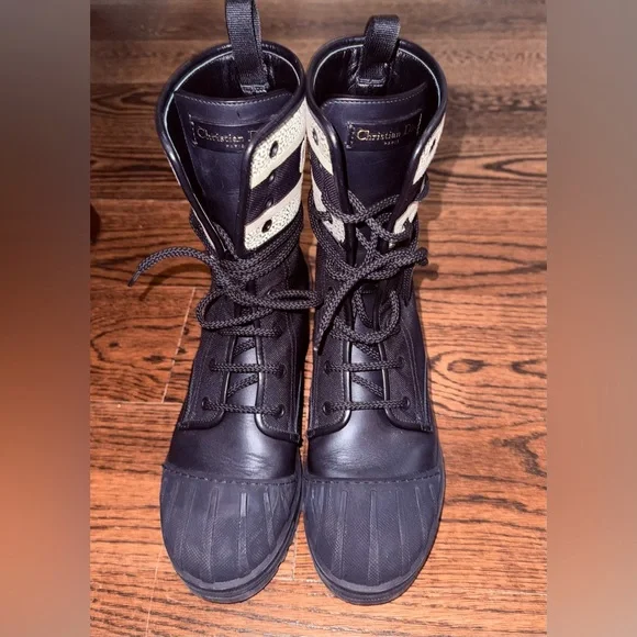 Dior Black and White D-Major Lace-Up Ankle Boot - Picture 3 of 7